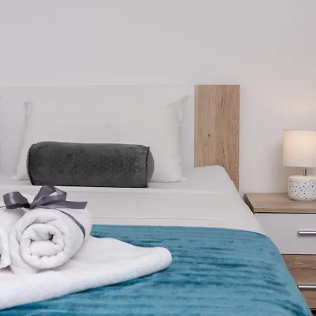 Blue Mile Apartment