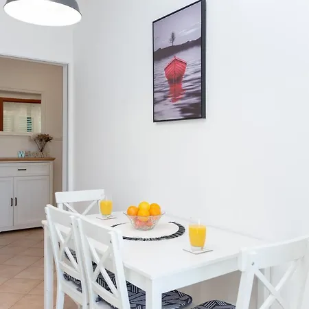 Blue Mile Apartment
